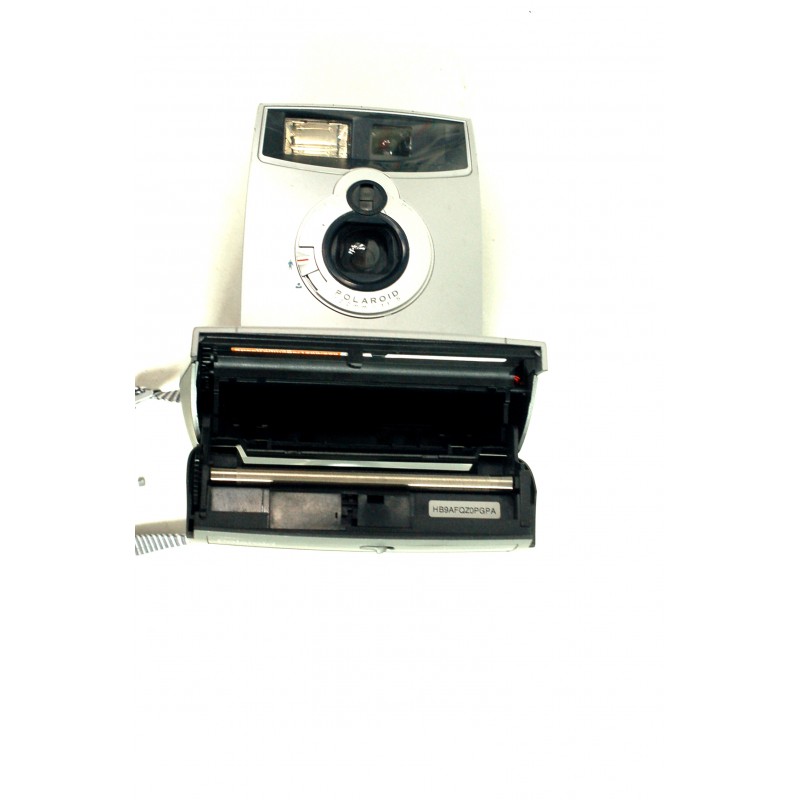 appareil photo polaroid 1200 F F ( vendu a l'état )
