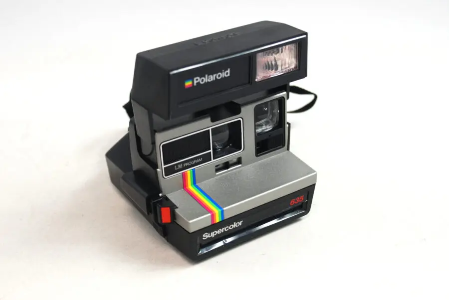polaroid supercolor 635 avec flash intégré - Emmaüs Toulouse